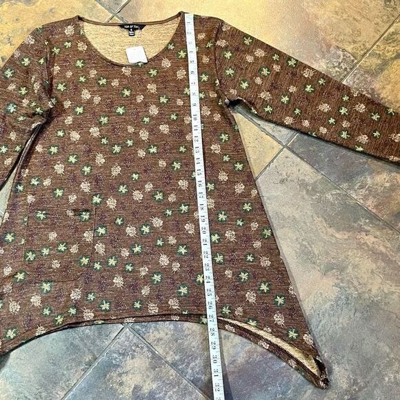 NWT Yak & Yeti Floral Front Pocket 3/4 Sleeve Tunic Small - Picture 6 of 11